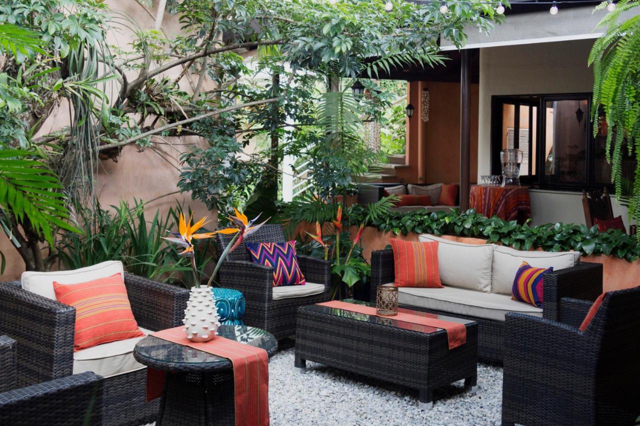 Hotel Ciudad Vieja Guatemala City Exterior photo