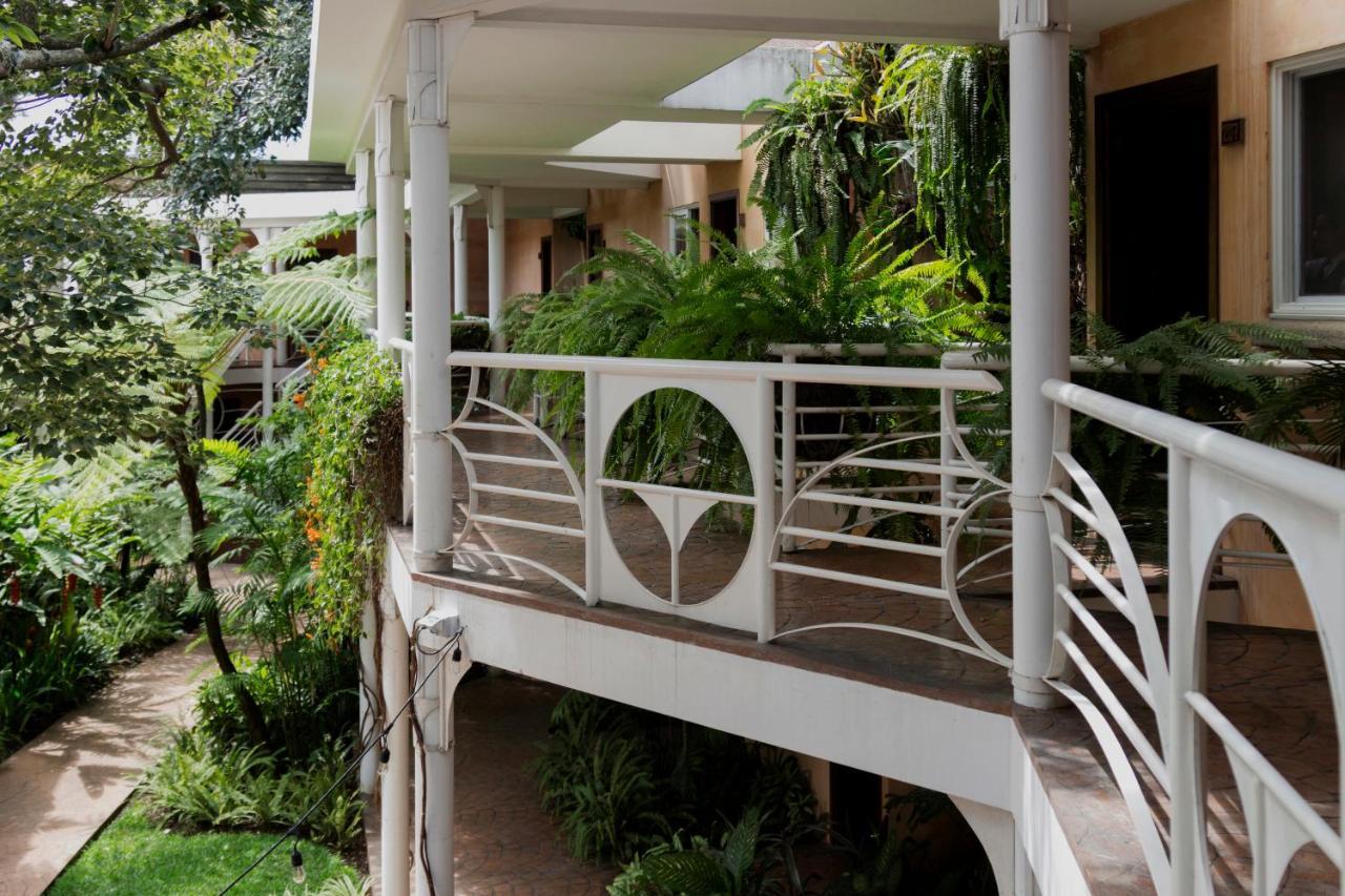 Hotel Ciudad Vieja Guatemala City Exterior photo